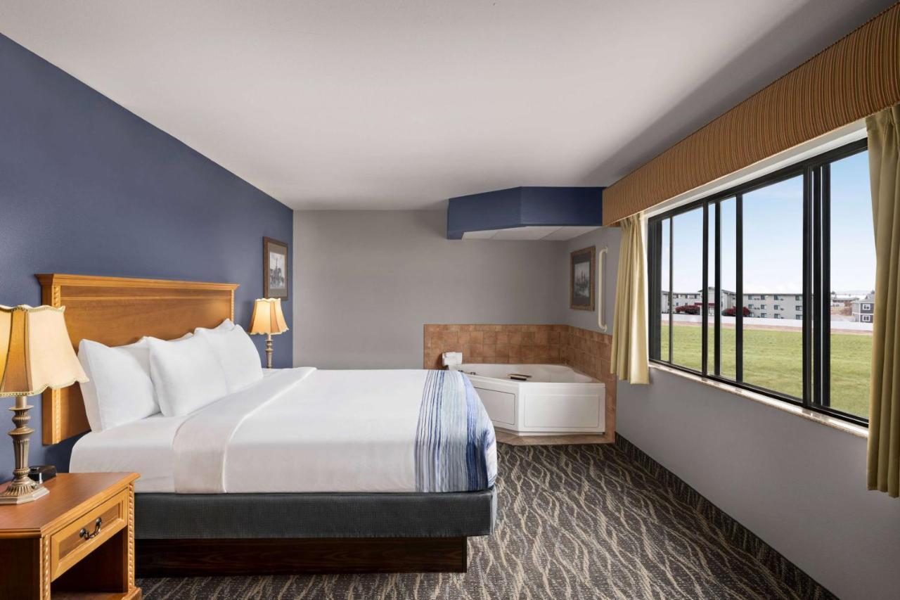 Americinn By Wyndham Laramie Near University Of Wyoming מראה חיצוני תמונה